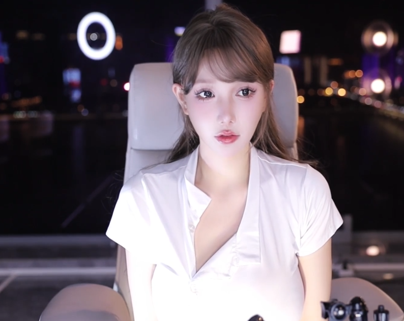 可近距离观看大摆锤?米娜举办8周年线下聚会,邀请铁粉齐聚长沙(图4)