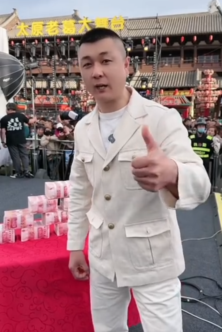 蛋蛋：回来是辛选有4000名员工要养，太原老葛疑似乎强势回应蛋蛋？(图3)