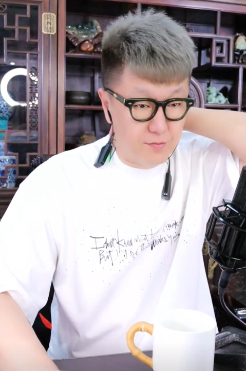 曲肖冰自曝账号送仙洋,每月给3万奶粉钱!睿廷还在YY大力投资收购主播(图3)