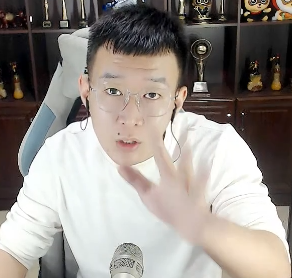 阿哲首秀主播名单,三斤童锦程老利吴迪等!小白龙否认诋毁前任:干不出那事(图5)