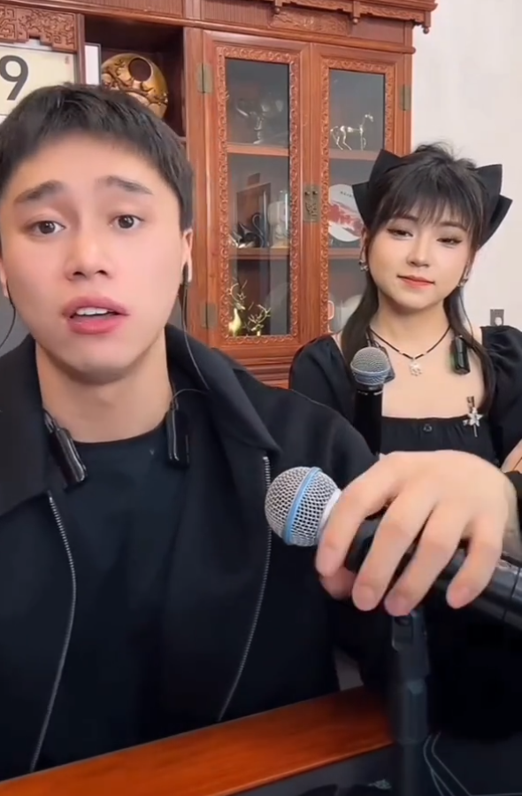 刘一手骂仙洋心理有个疙瘩，讽祁天道瞧不起他，刘二狗举报一哥，账号TA封禁30天(图5)