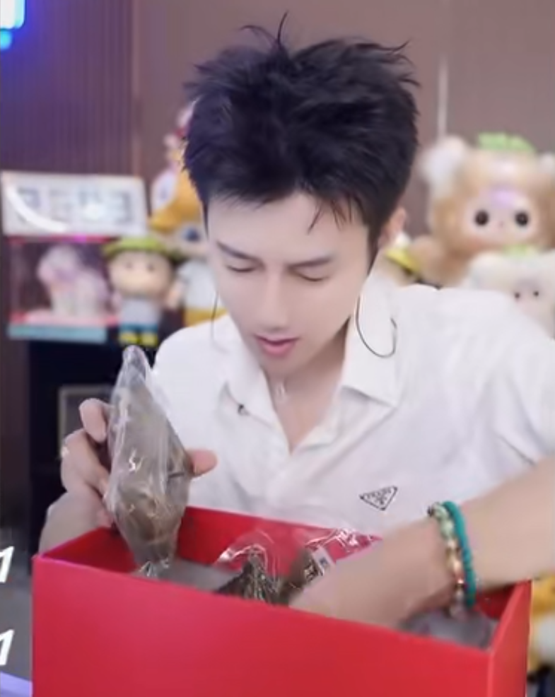 曾被嘲大舌头,利哥:诋毁我的终将仰望我,阿哲豪掷几十万为粉丝送端午福利!(图6)