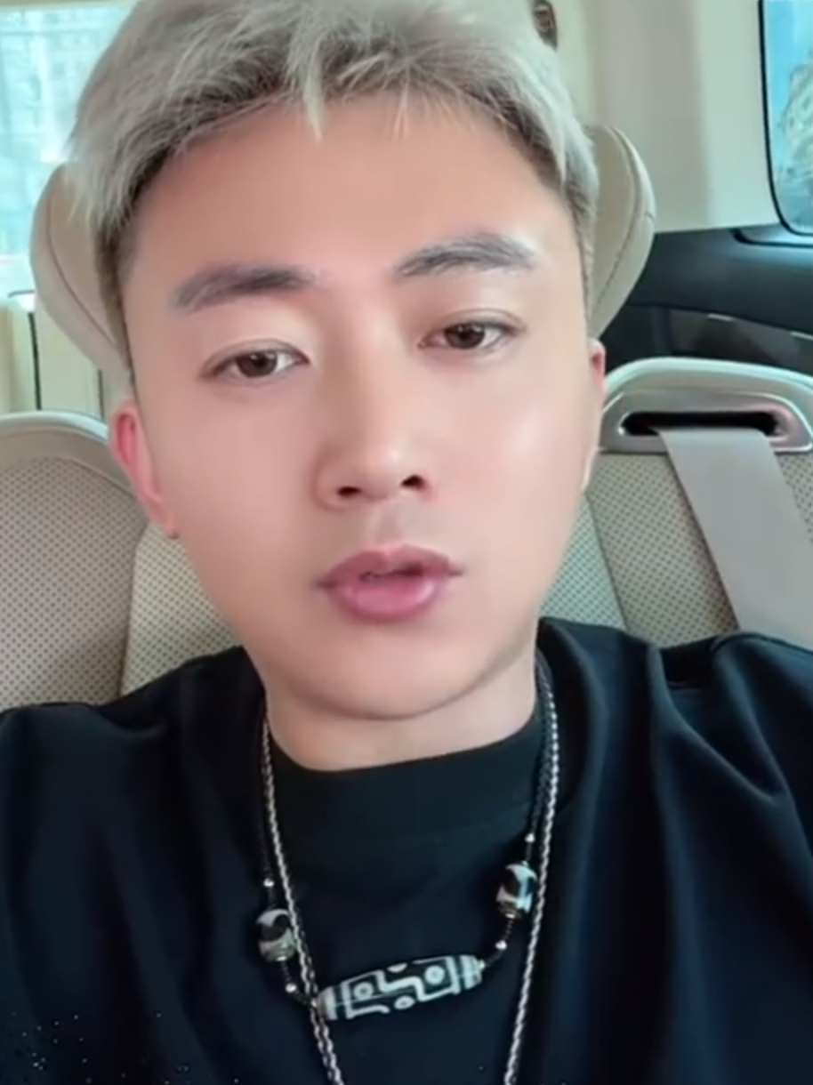 方丈仁义撕毁合同不抽老人提成，浩南：我是互联网最干净的(图4)