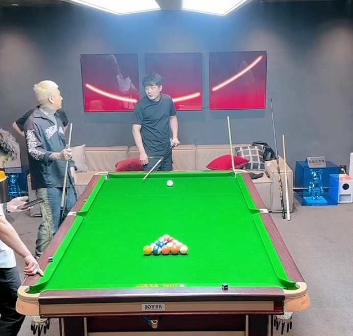 方丈讲述和辛巴的矛盾点“录音”，韩安冉回应怀孕变胖了，不难过是假的(图2)