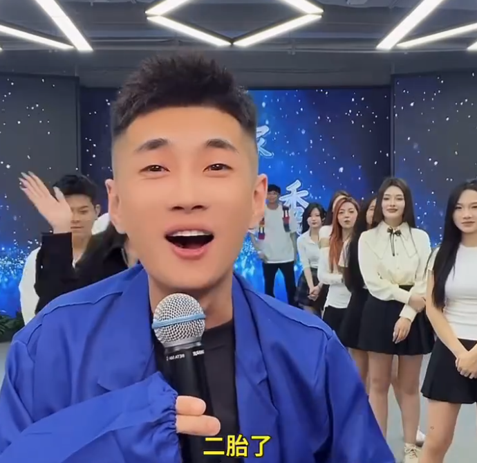 方丈否认6月1号回归,会改变自己沉淀,刘叉叉宣布儿女双全 已经是人生赢家(图4)