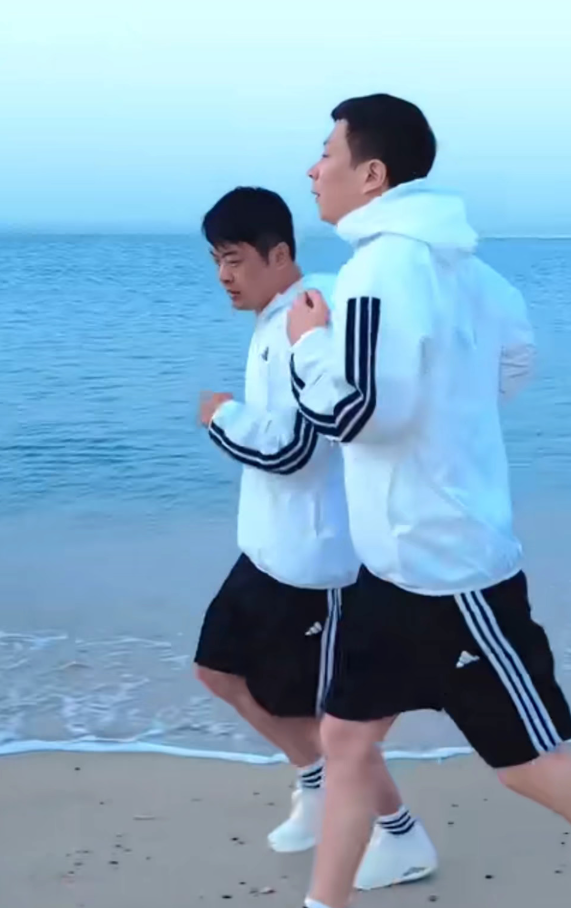 快手遭“灰黑产”攻击，出现大批违规内容！临危入局，以信破局：陈先生入局辛选？(图5)