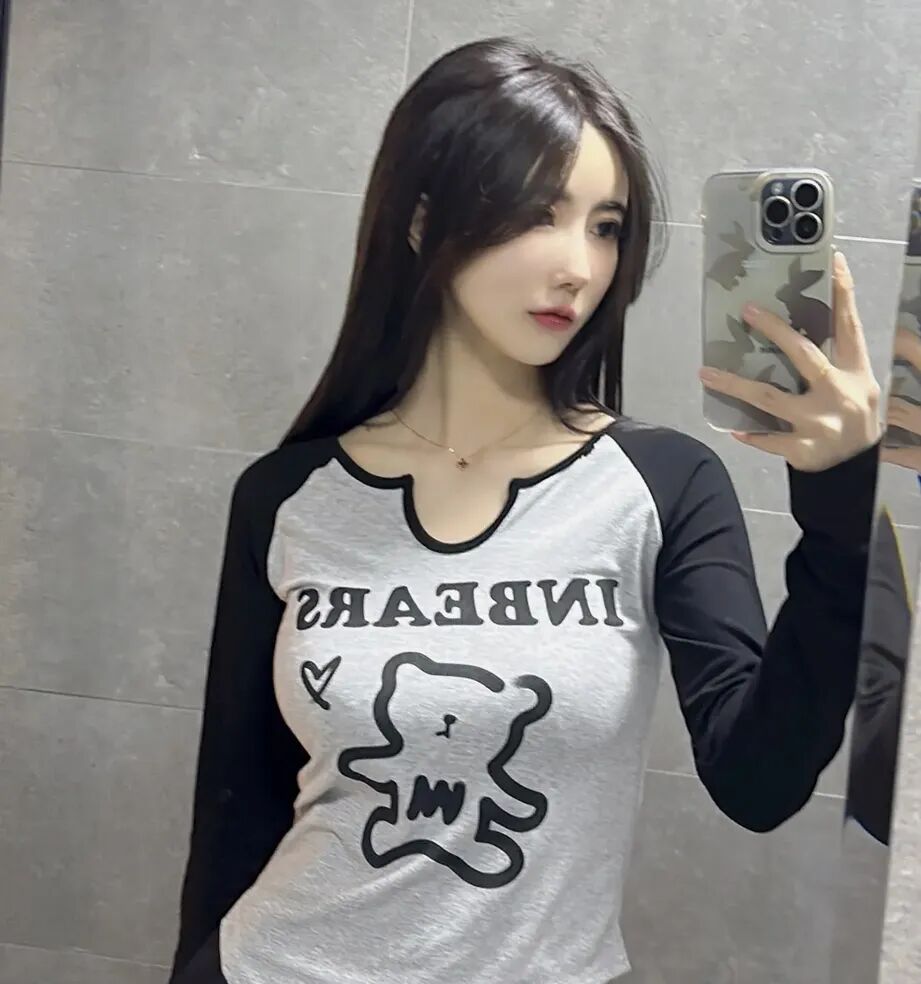 有纹身还抽烟喝酒，美女主播专场前男友，分手因被他妈妈嫌弃(图3)