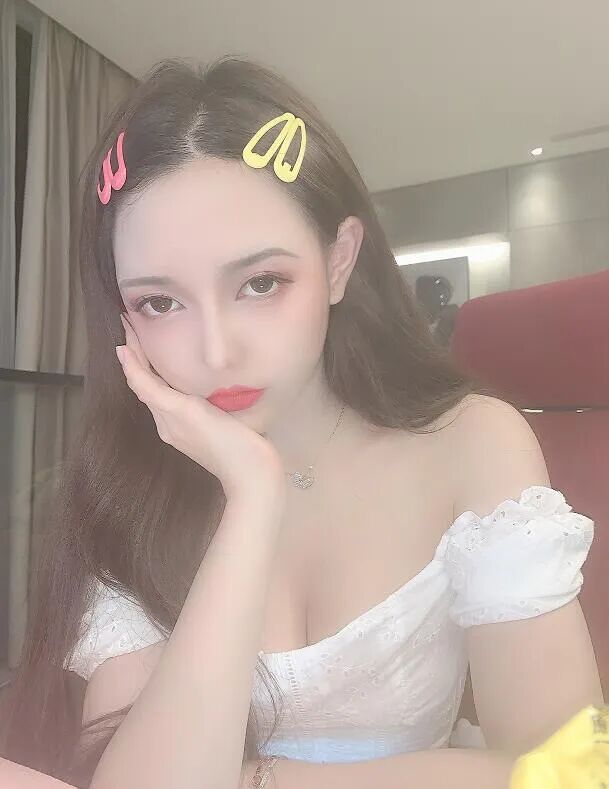 我花重金保养，凭什么不能越来越美？米娜回应颜值“逆生长”质疑(图2)