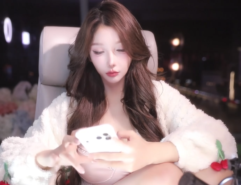 我花重金保养，凭什么不能越来越美？米娜回应颜值“逆生长”质疑(图6)