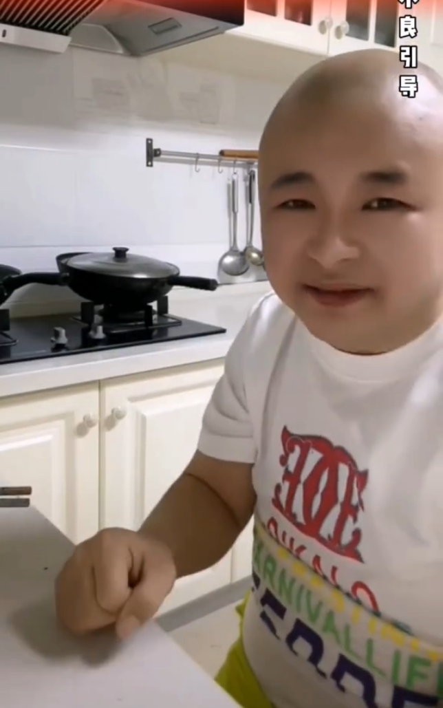 老狗后悔没签辛巴，要不就是第一宠物！辛巴称觉得二驴能回来(图2)