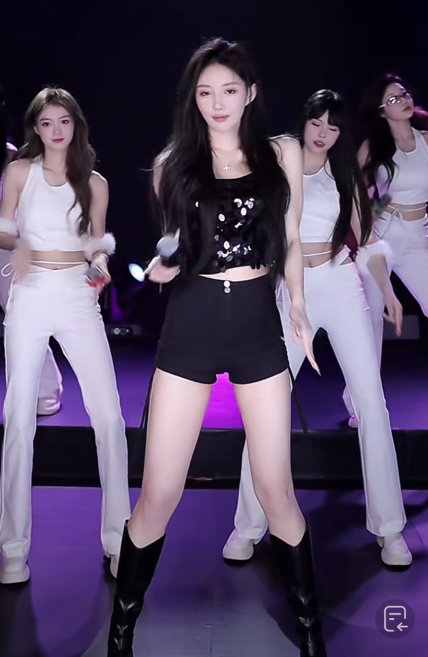 不支持主播跳舞？小小玉酱不愿在斗鱼养老，网友：你那个不算舞蹈(图4)