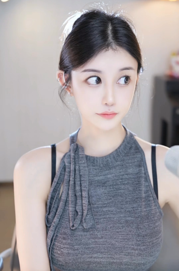 YY春季头条落幕，晨哥助力子纯蝉联代言人，兰梦莎夺回擂主席位(图5)