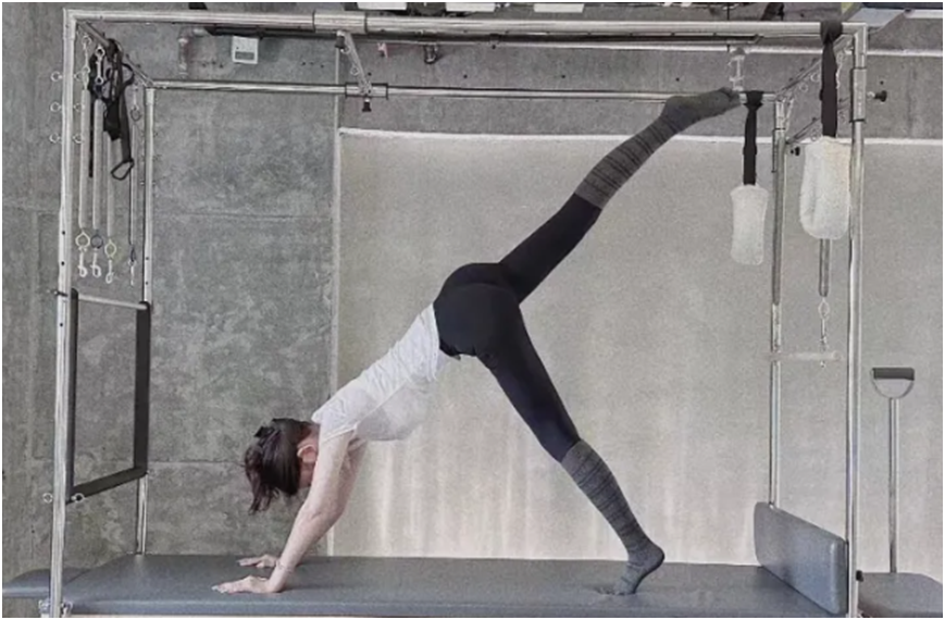 兰梦莎也要参演网剧，挑战重要角色，凡凡解释三亚事件，酒喝多了(图2)