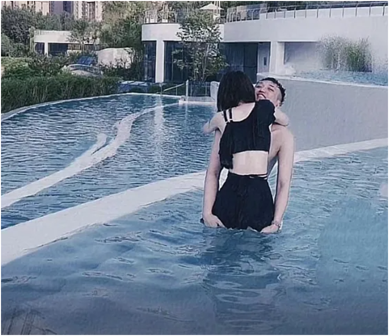 朦朦姐:我是百万锹VP不是你国威VP,顾西西送周周16万生日礼物(图3)