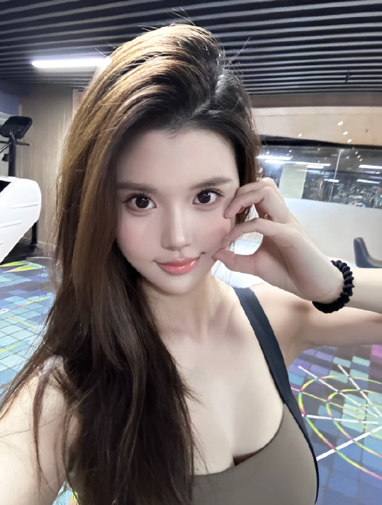 小毒液自曝又被家人催婚了，刘二狗自曝去年在宝哥身上挣了几千万(图5)