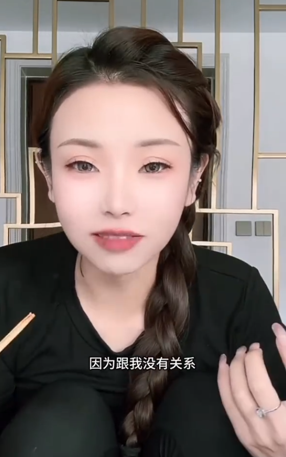 娇妹雅儿吵架，兮妹不站立场，牌牌琦夸雅儿作为妈妈毫无畏惧(图3)