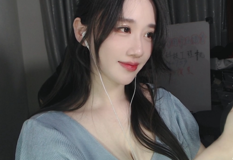 男人都“馋我身子”不结婚，轩子晒妈妈照片，自证颜值遗传非整容(图6)