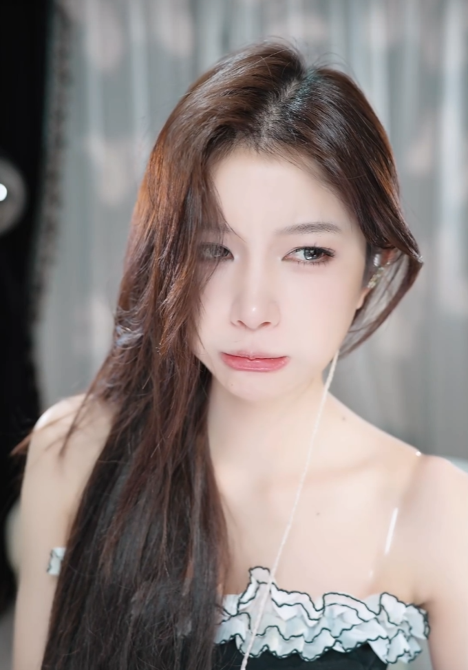 从豪刷百万到嘉年华牵手？美女主播自曝悔恨史，因太贪错失神豪(图2)