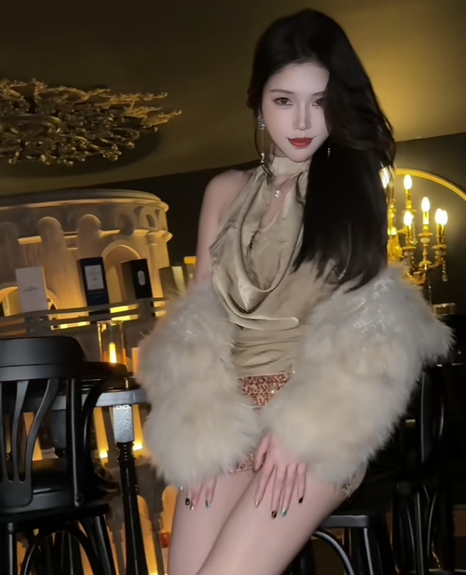 从豪刷百万到嘉年华牵手？美女主播自曝悔恨史，因太贪错失神豪(图6)