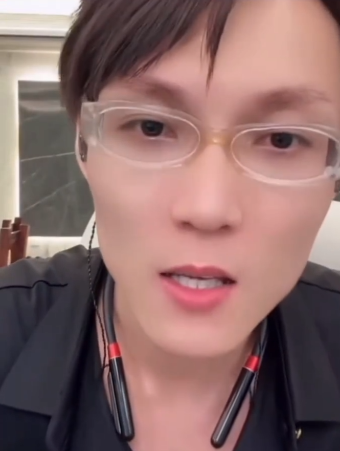 女徒扎心“漂流嫂”，张二嫂破防合同限制！雷少怒怼刘二狗，你小子就叫嚣行(图4)