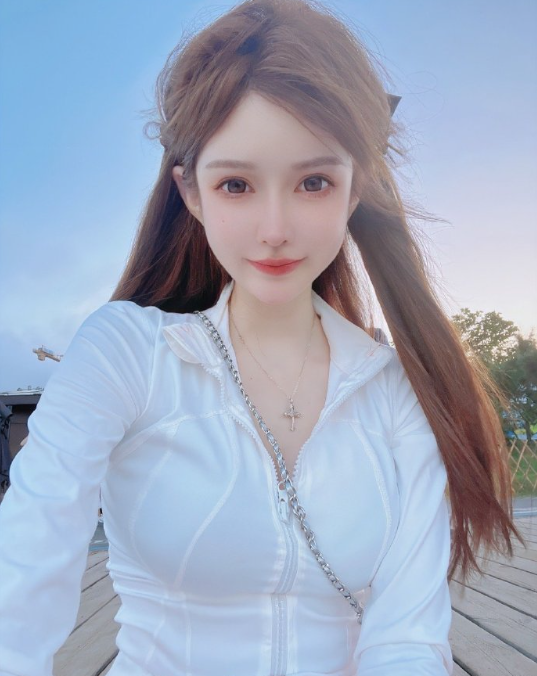 王羽杉重回斗鱼，未来两年直播计划曝光，或将转型去拍片？(图5)