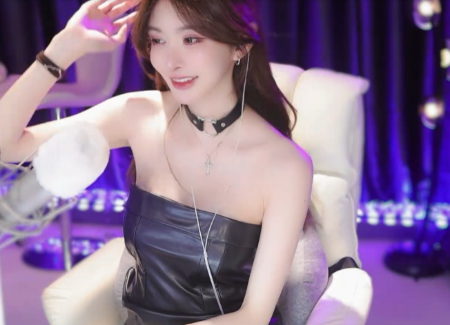 不一定要找男人！年龄大怕养不活自己，王羽杉自曝被女老板追求？(图4)