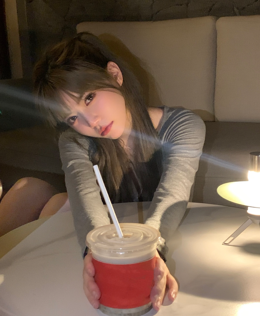 凭我长相身材如果陪老板，周榜随便几百万，周淑怡硬气回怼黑粉(图5)