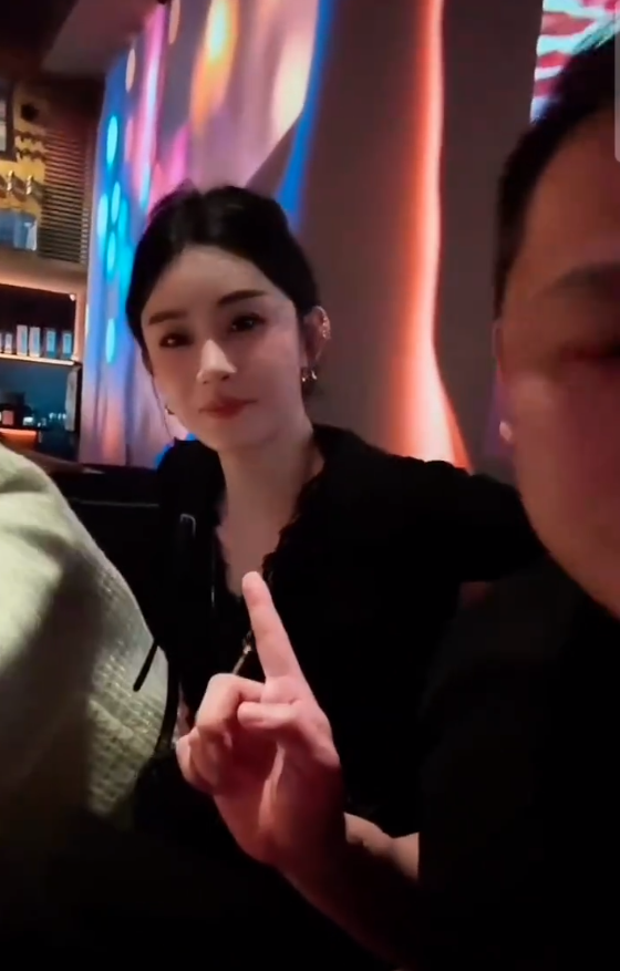 伽柏哥亲赴韩国助阵！蛋蛋剑指辛巴纪录，二子爷烧烤摊偶遇杜凤？(图3)