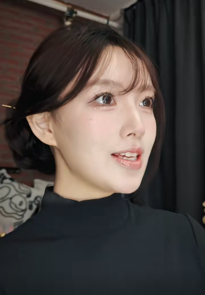 不许叫“老师”！前斗鱼女主播妆容火出圈，新造型酷似岛国女明星(图4)