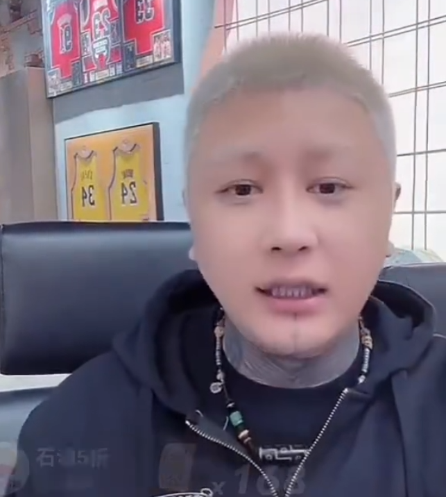 方丈谈刘一手关系变化，调侃董莹莹没分寸，阿哲回应大舞台嘉宾安排及明星互动传闻(图1)