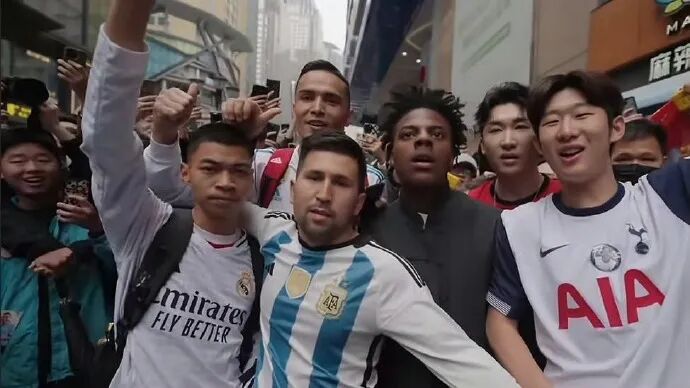 女网红自曝躺赚100万月?方丈与甲亢哥“合体”擦肩而过?(图6)