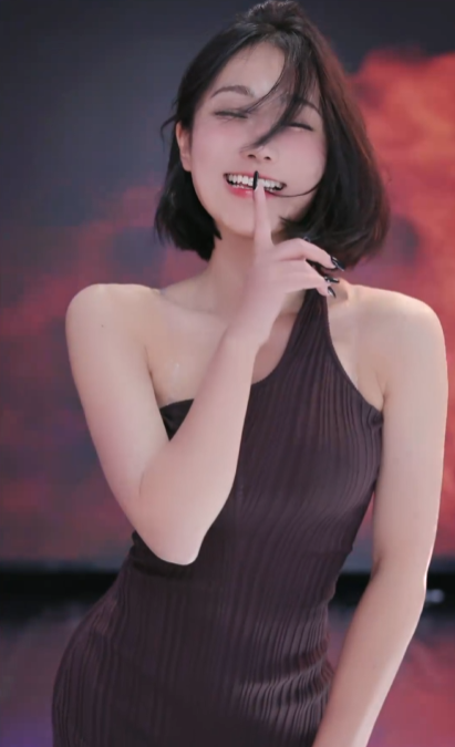 我不加公会,小深深儿婉拒宝哥公会!巴扎黑喊话仙洋团播,有意加入?(图1)