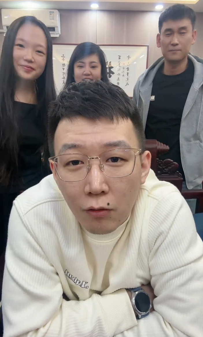 小白龙5点档户外接盘“祁天道流量”？寂寞分析方丈刘二狗事件(图2)