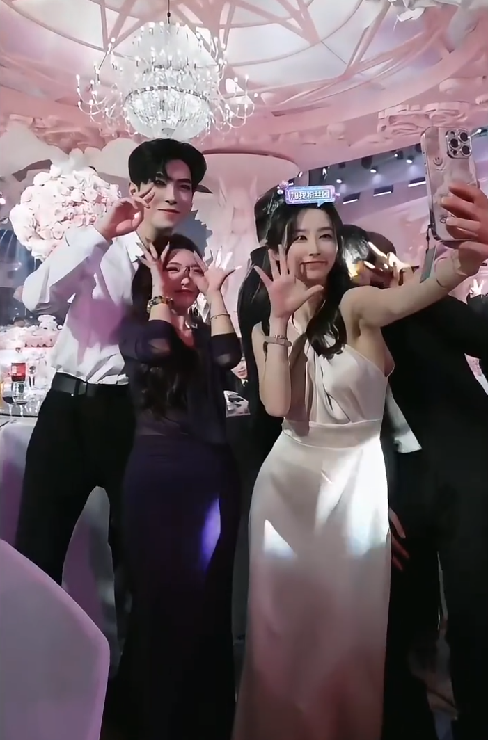 封禁网红赵本六“强蹭”小白龙回归？何婧婧喊话男友，婚礼要有K总婚礼级别(图5)