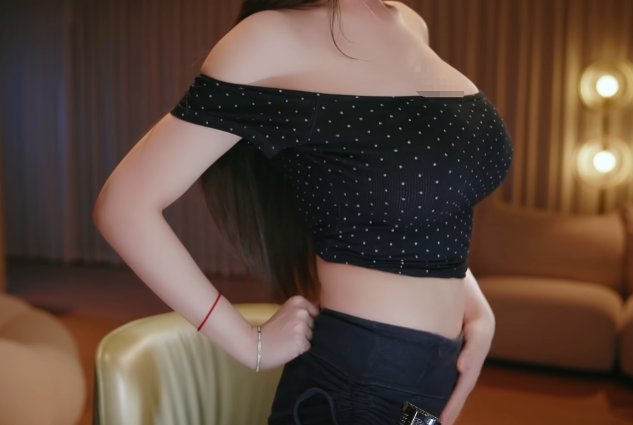 美得像AI还不知足?米娜容貌焦虑不想体重超三位数,坦言想做医美(图4)