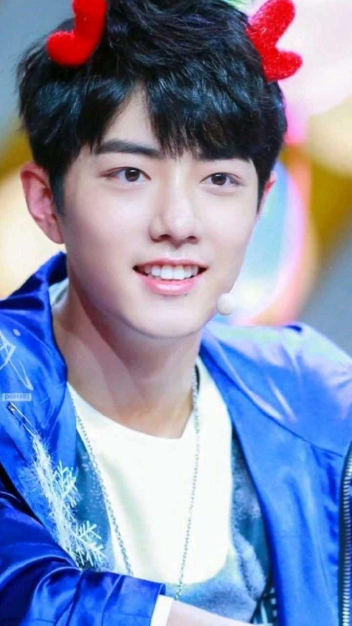 真的没整？靠整容翻身的5位男星，出道前后差距太大你知道吗(图3)