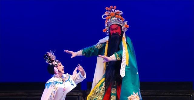 曹操杀吕布后把貂蝉送给关羽，为何貂蝉与关羽同处一晚后就自尽？(图7)