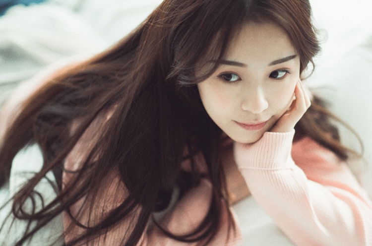 斗鱼人气主播周二珂生活写真照片第6张