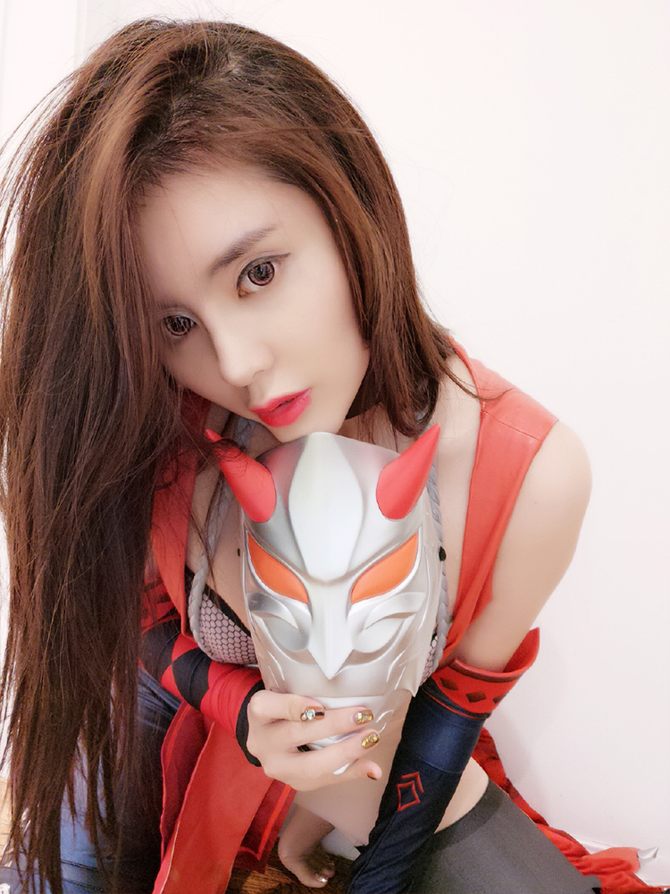 斗鱼美女人气主播张琪格COS王者荣耀阿珂写真照片第3张