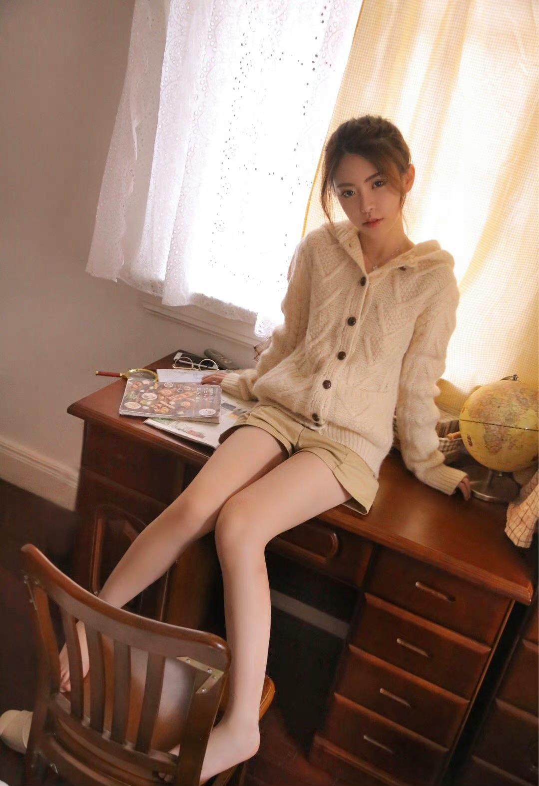 周淑怡-深田咏怡-英雄联盟女主播-甜美性感写真图片