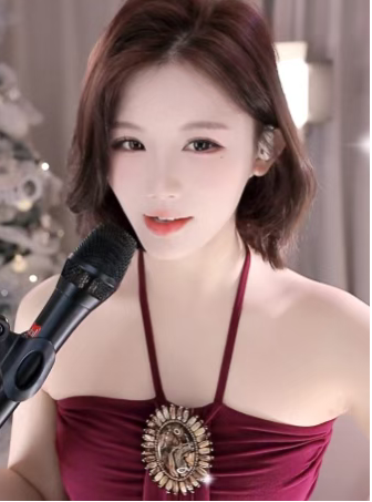 下个路口见！头部女主播最后一次抖音开播！官宣重回斗鱼！(图2)