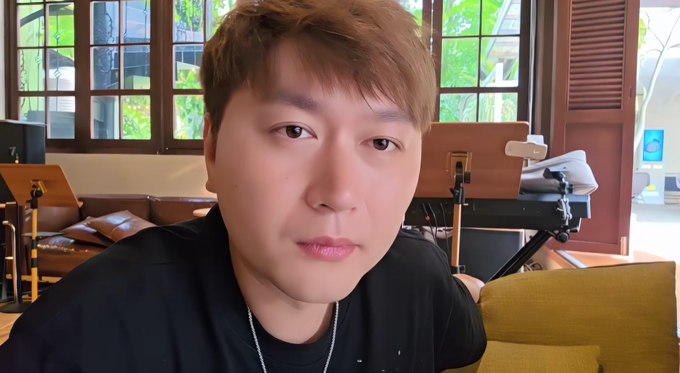 小雅聊神豪G八卦被处罚！让她在家反省！小酷爆料她被好姐妹出卖！传到大哥身边！(图2)