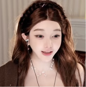 车房游轮随便送!头部女主播后悔拒绝顶级大佬重金包X!嫌对方又老又丑!苦诉当年太年轻!(图2)