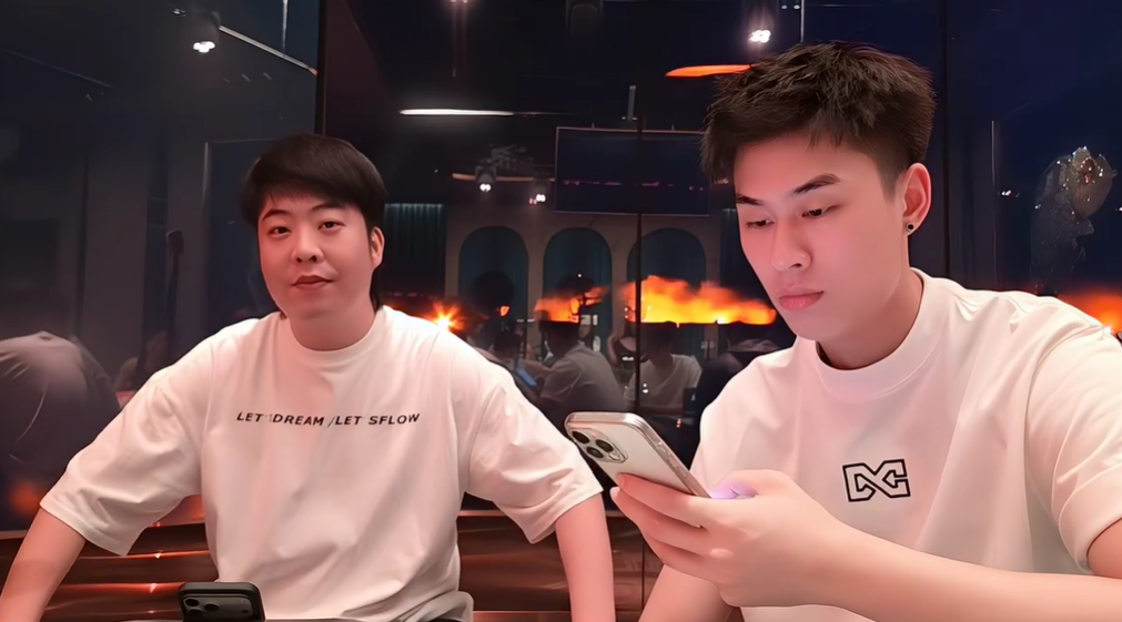 赶紧张开朗喝百威训会长节目!会长称自己不在乎!点我是吧?张开朗回应会长!(图2)