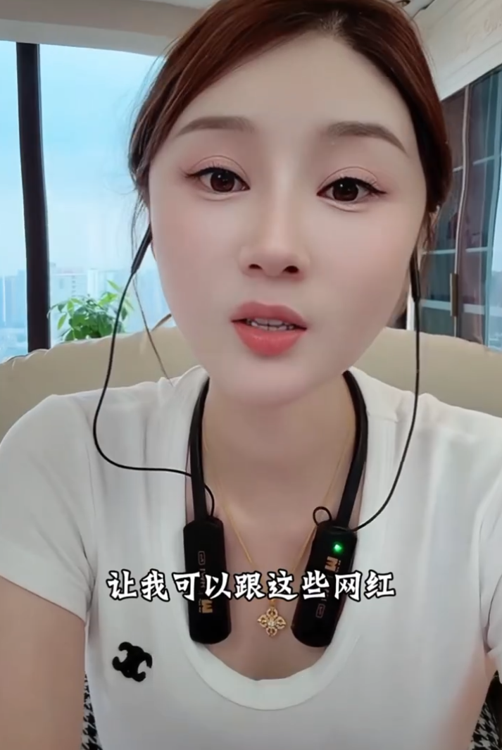 听到PPQ和女性打电话？小伊伊当场翻脸摔东西，沈曼自曝深夜赴约四川可乐至凌晨5点？(图5)