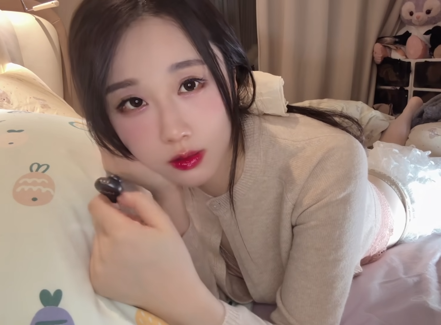 效仿兔娘尊重宠粉？可以亲亲抱抱，轩子巨2兔官宣见面会特殊福利(图5)