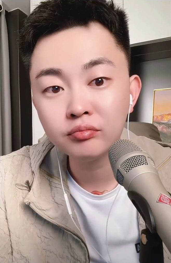 方丈怒怼小冠军闺蜜：别掺和别人家事?驴姐被巴扎黑前妻给气哭(图6)