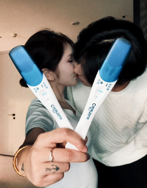 何婧婧自曝怀孕是意外，亲人去世婚礼延期，赵梓婷：麻辣烫卖出130万凭的是脑子(图2)