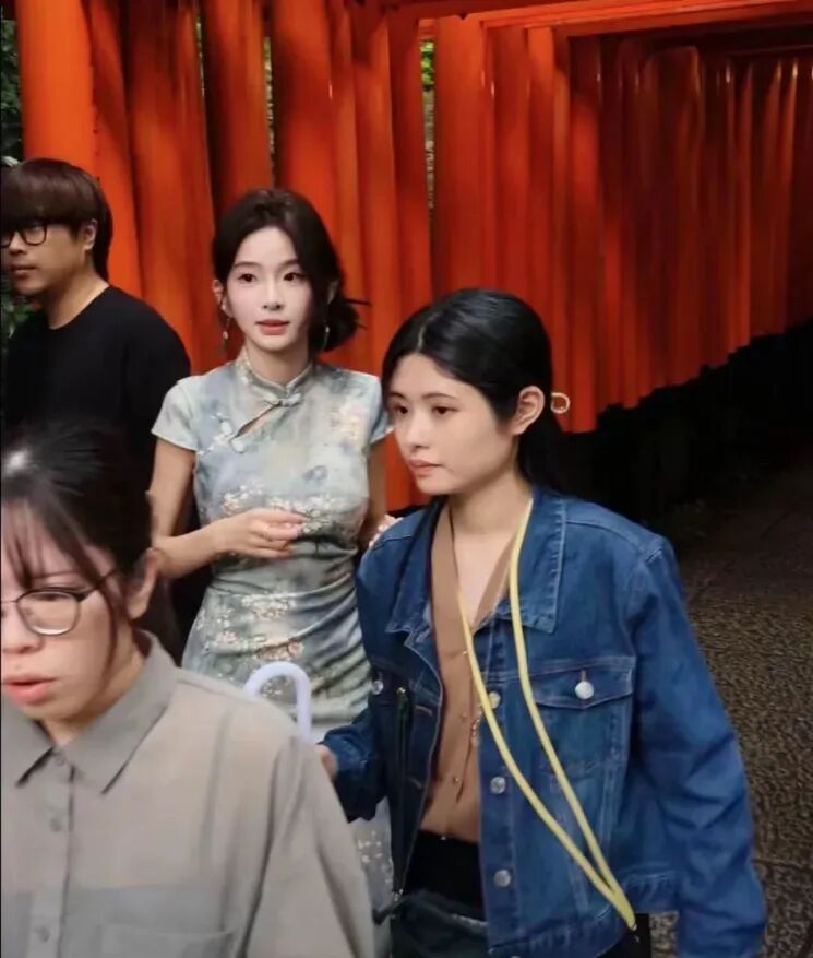 巴旦木亲述与男友相恋过程,爆料55开特殊癖好,喜欢头发多的女人(图1)