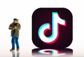 抖音教程视频教程合成2019：拍抖音视频应该配什(图2)